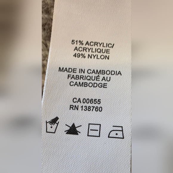 Sweet Lacy looking Sweater, Oatmeal Colour - Picture 10 of 11